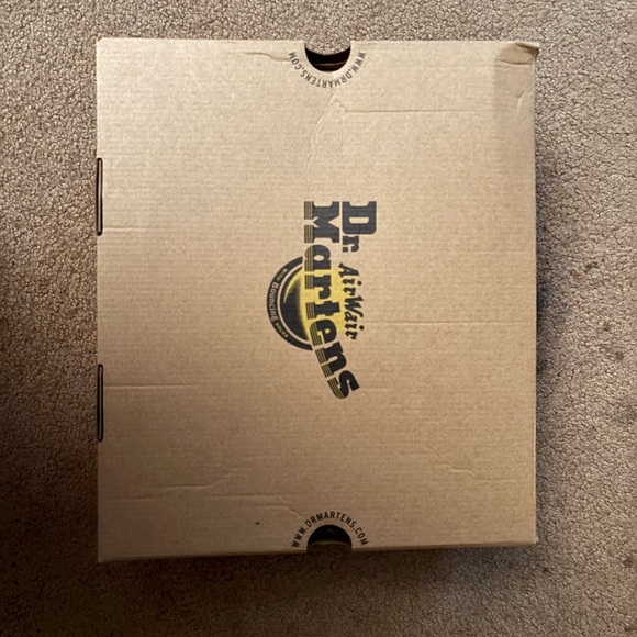 Doc Martens boots brown size 11 mens - Picture 8 of 8